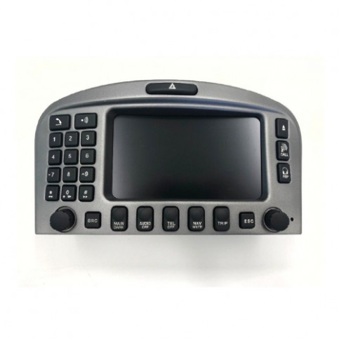 Navigation + boutons radio – Maserati 4200 GT